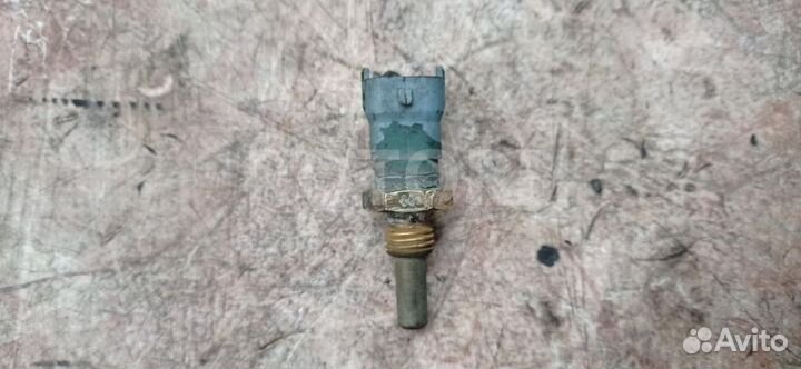 Датчик температуры охлаждающей жидкости Volvo FH 2