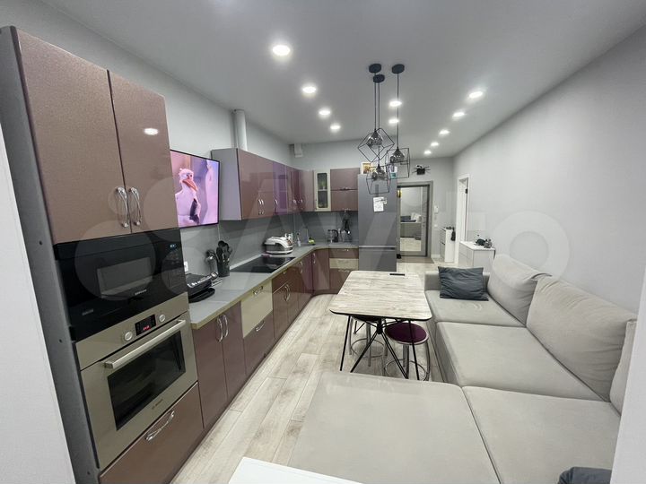 1-к. квартира, 57 м², 10/16 эт.