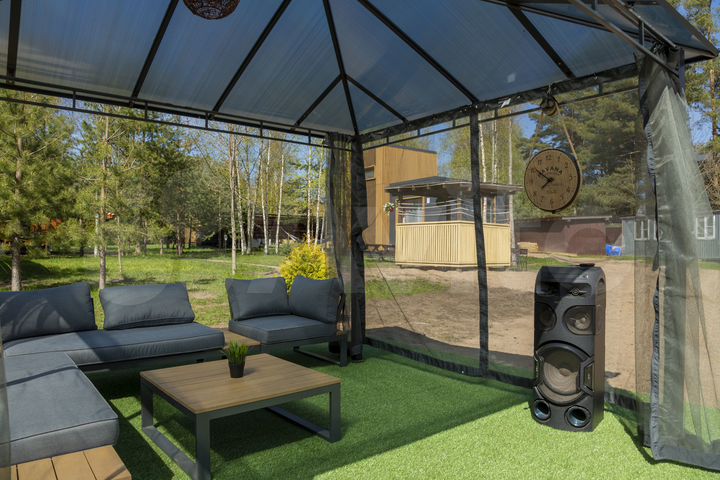 Дом 33 м² на участке 12 га