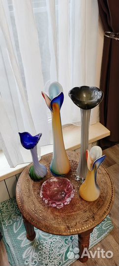 Вазы из цветного стекла и хрусталь