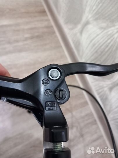 Передний гидравлический тормоз Shimano