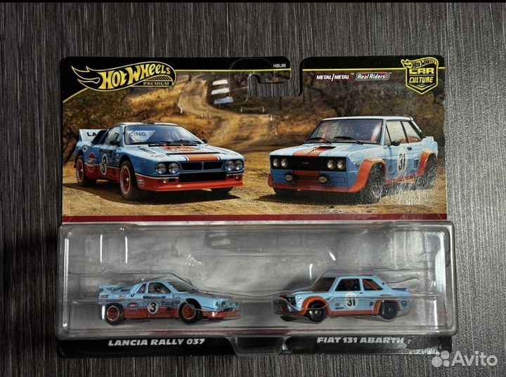 Hot wheels premium 2pack