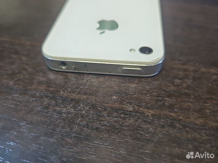 iPhone 4S, 8 ГБ