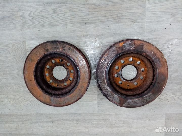 Тормозные диски передние Skoda Yeti