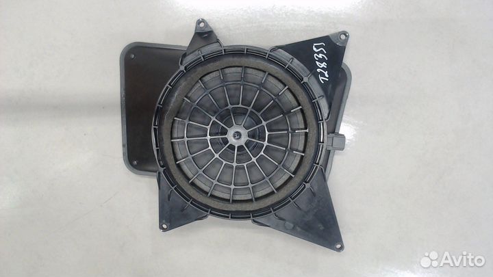 Сабвуфер Audi A8 (D3), 2004