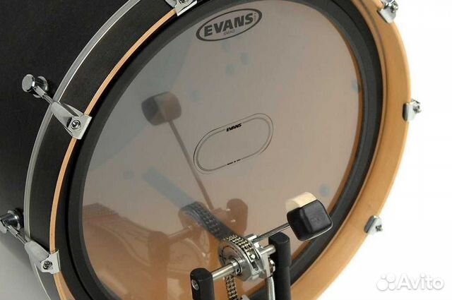 Наклейка на рабочий пластик бас-барабана Evans