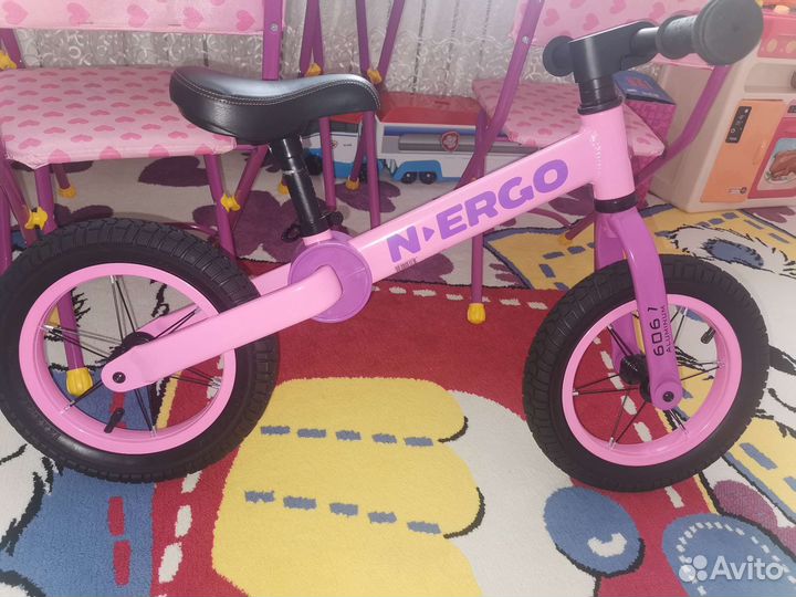 Беговел для девочки