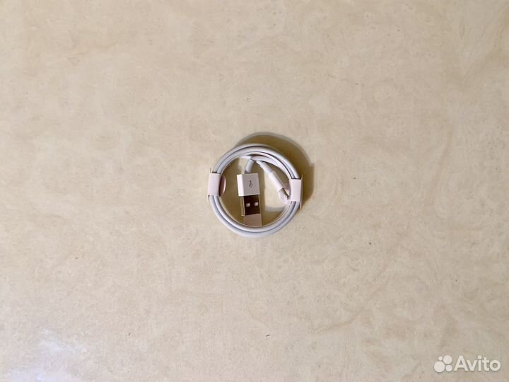 Lightning - USB кабель для iPhone