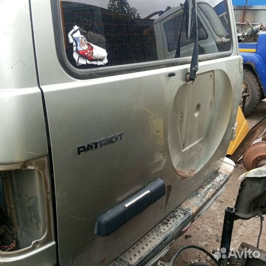 Задняя дверь багажника УАЗ патриот