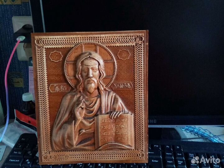 Икона из дерева