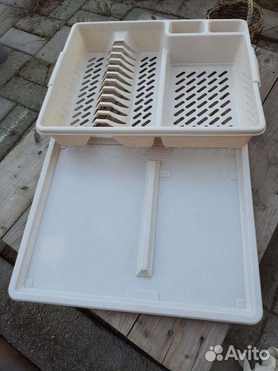 Лоток для столовых приборов