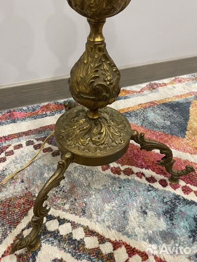 Бронзовый торшер и люстра