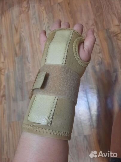 Ортез на лучезапястный сустав