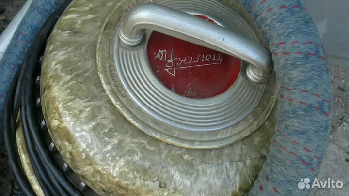 Пылесос Буран Уралец