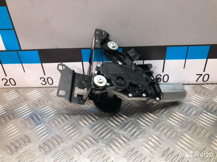 Б/У Моторчик стеклоочистителя задний BMW 3 E91