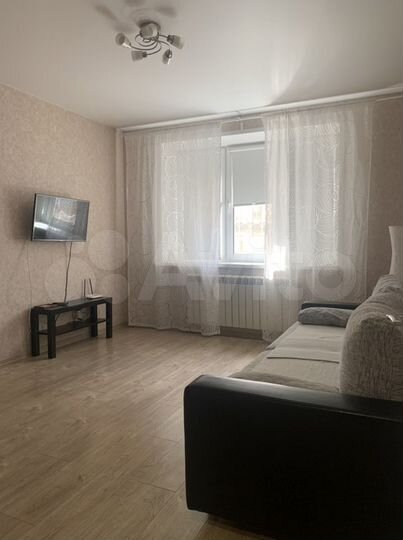 1-к. квартира, 35 м², 1/10 эт.