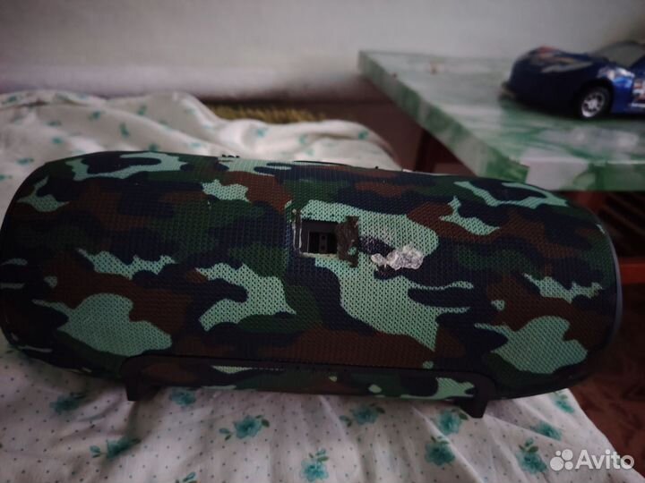 Портативная колонка