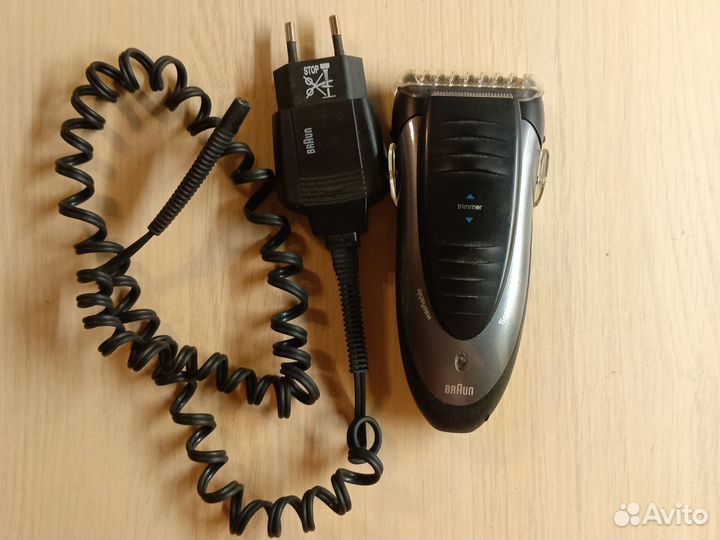 Электробритва-триммер Braun