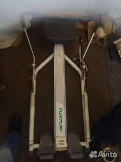 Гребной тренажер