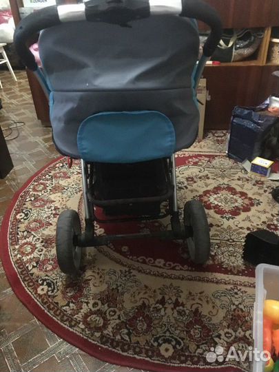 Коляска прогулочная