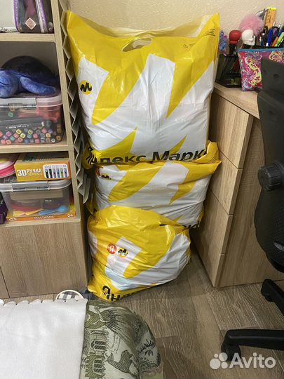 Три больших пакета одежды и обуви на 5-7 лет