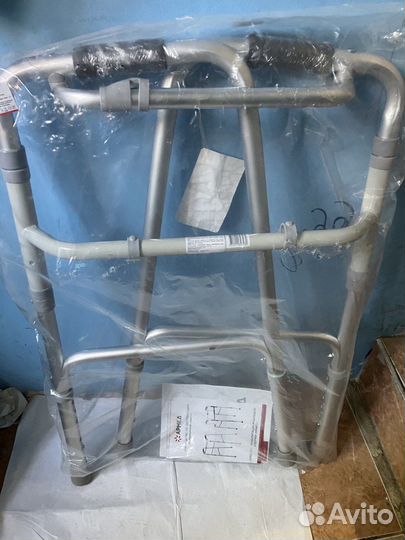 Ходунки для взрослых