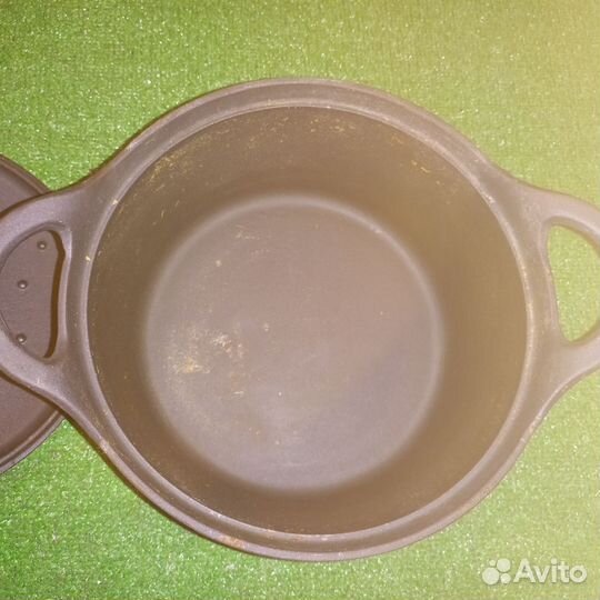 Казан чугунный 3 л с крышкой