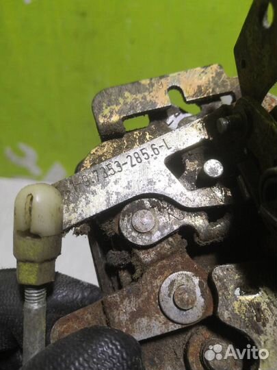 Замок двери передней левой Шкода Фелиция