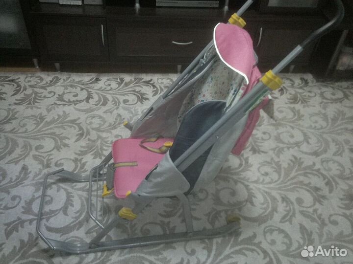 Санки с перекидной ручкой