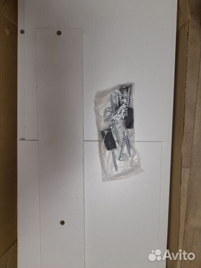 Тумба угловая прикроватная белая новая