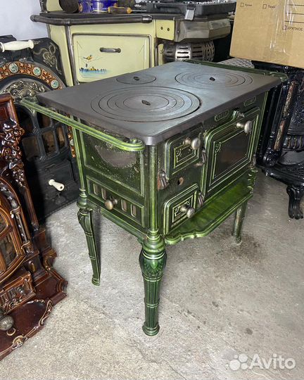 Стринная кухонная плита