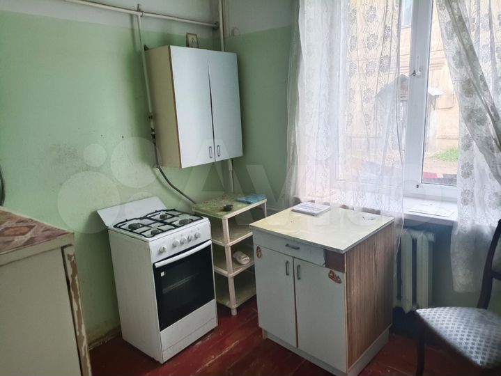 2-к. квартира, 50 м², 1/2 эт.