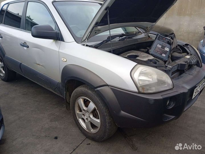 Амортизатор передний правый hyundai tucson JM 2006