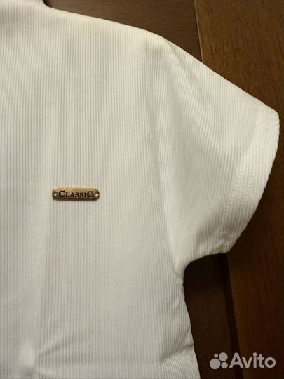 Блузка белая новая школьная
