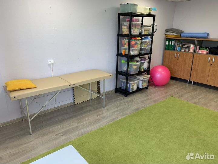 Логопед, дефектолог