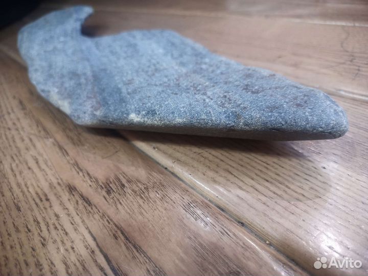 Каменный нож с берега Байкала