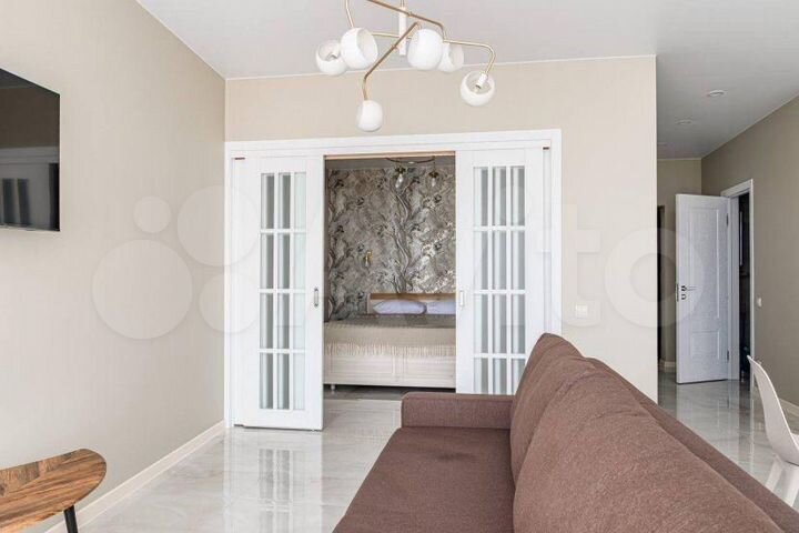 2-к. квартира, 57,3 м², 15/17 эт.