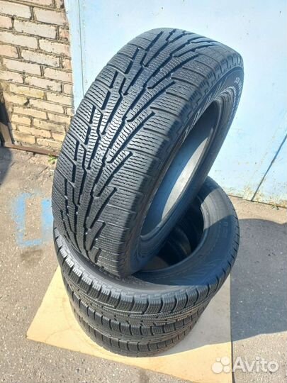 Nokian Tyres Hakkapeliitta R 235/60 R18
