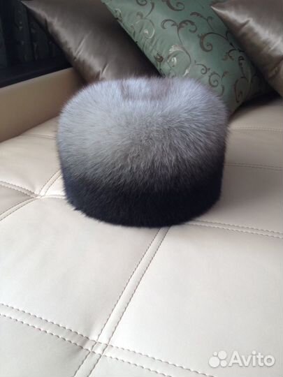 Продам шапку, мех песец