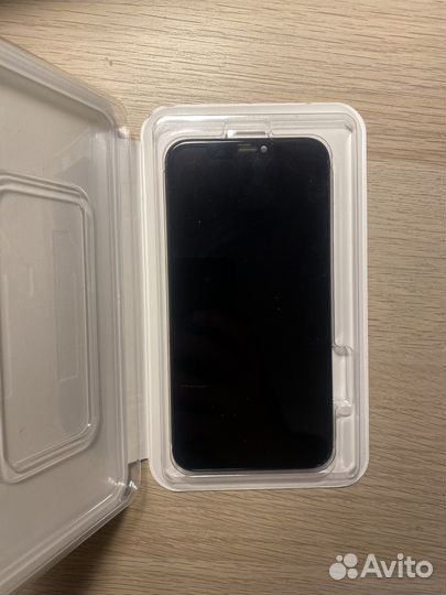 Дисплей iPhone 11