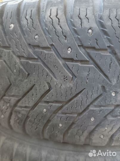 Nokian Tyres Hakkapeliitta 8 SUV 225/65 R17 106T