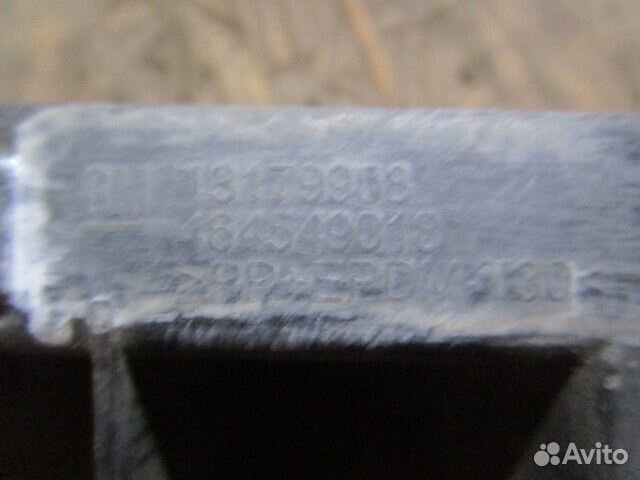 Направляющая заднего бампера Opel Corsa D 2006-201