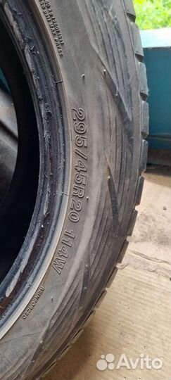 Yokohama Advan ST V802 295/45 R20