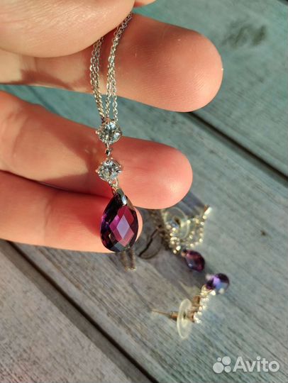 Комплект украшений (серьги, кулон) новый