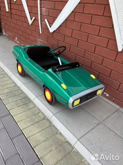 Педальная машина СССР радуга