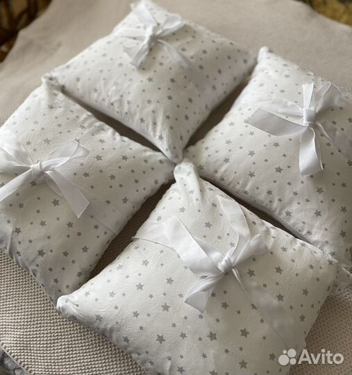 Бортики в детскую кроватку