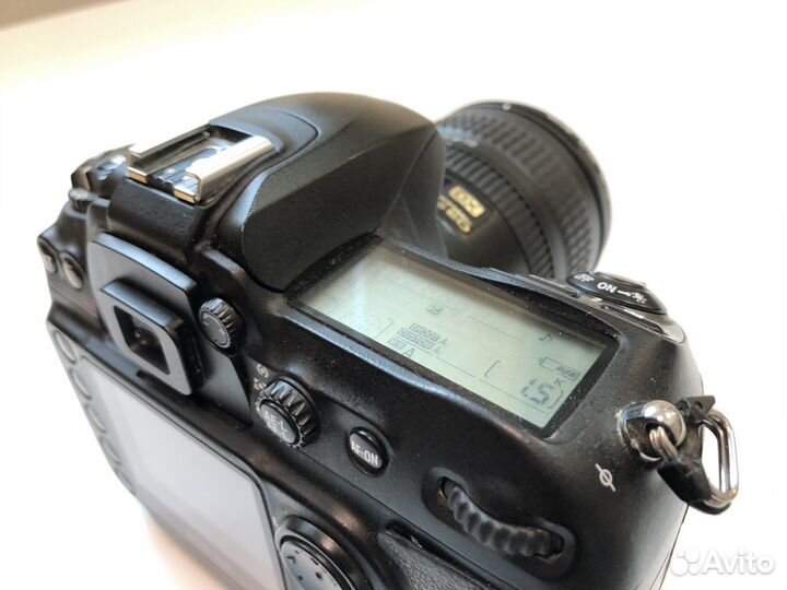 Зеркальный фотоаппарат Nikon d200