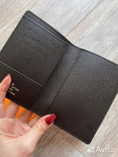 Обложка на паспорт louis vuitton