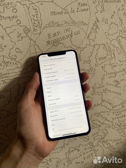 iPhone Xs Max, 64 ГБ