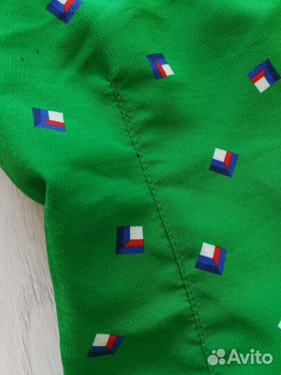 Платье с оригинальной спинкой